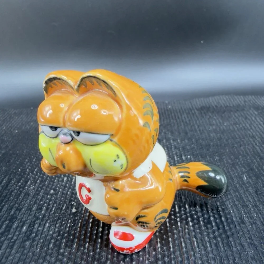 Vintage 1980s Enesco Whistling Jogging Running GARFIELD Ceramic‎ Figurine Small